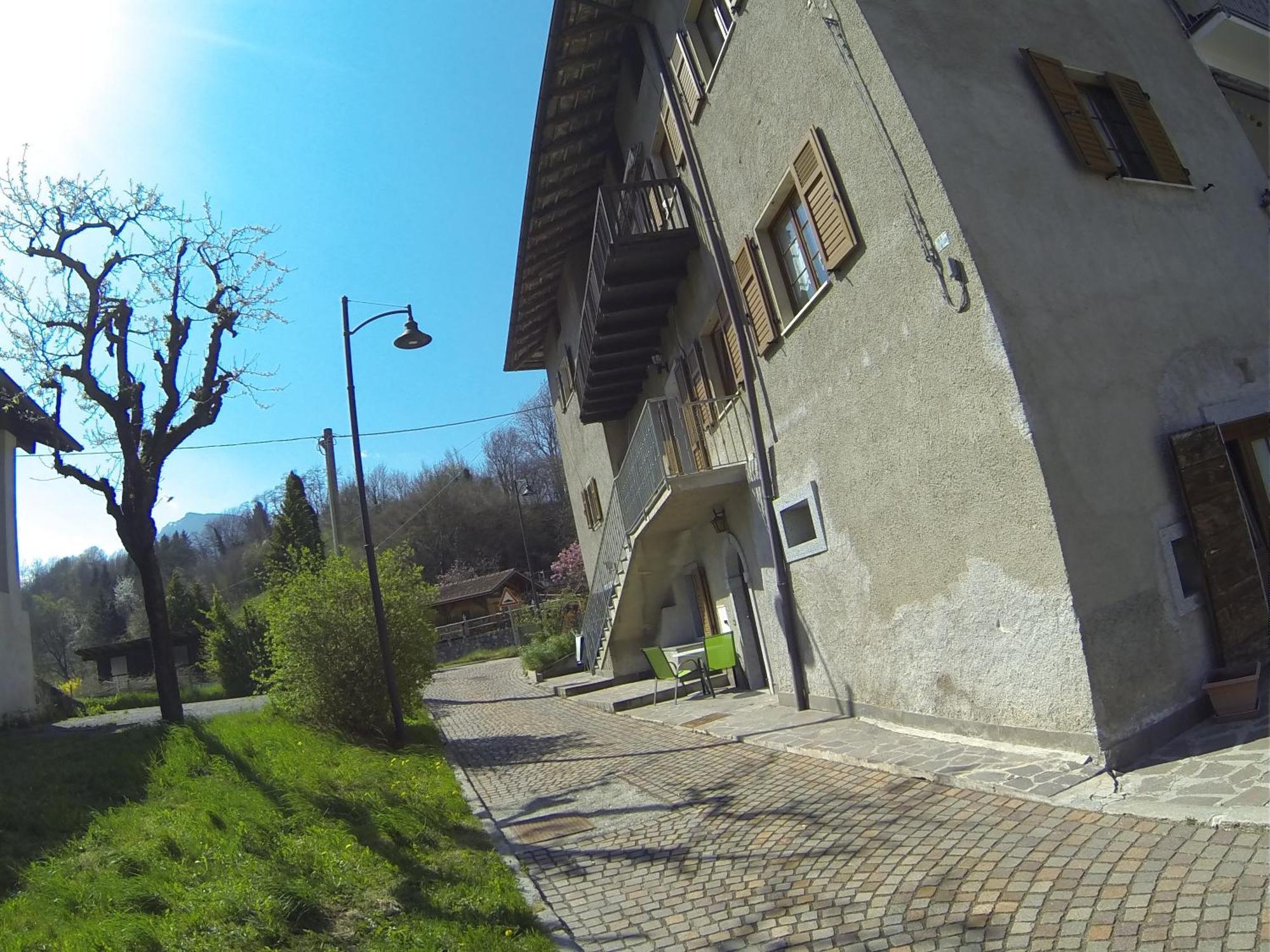 Appartamento Trentino II 科马诺泰梅 外观 照片